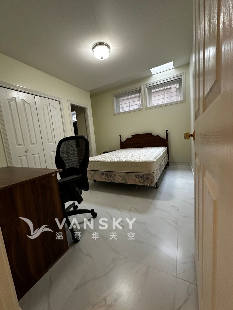 250216191004_Bed room 1.jpg